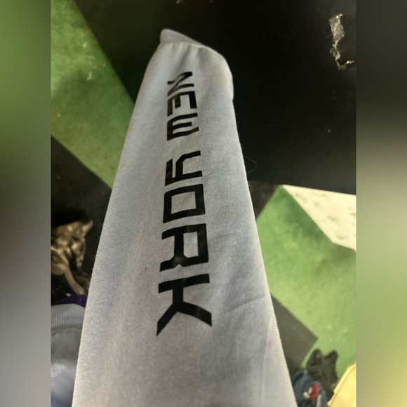 blue jacket - Picture 5 of 6